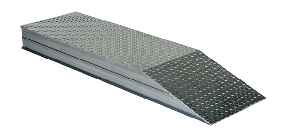 HEAVY DUTY ALUM WHEEL RISER 18X8X108