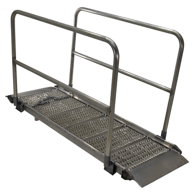 ALUM GRIP WALK RAMP W/RAIL 39.38X120.25